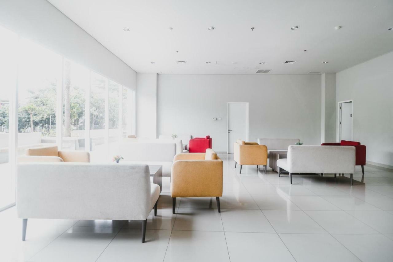 Reddoorz Apartment Near Summarecon Mall Serpong Tangerang Kültér fotó