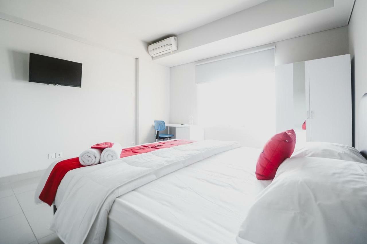 Reddoorz Apartment Near Summarecon Mall Serpong Tangerang Kültér fotó